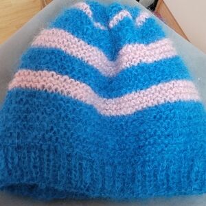 Women's Handknitted Hat Mohair Yarn Blue XL